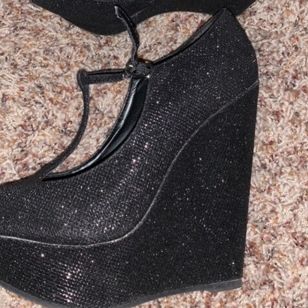 Sparkly open toed platform heels